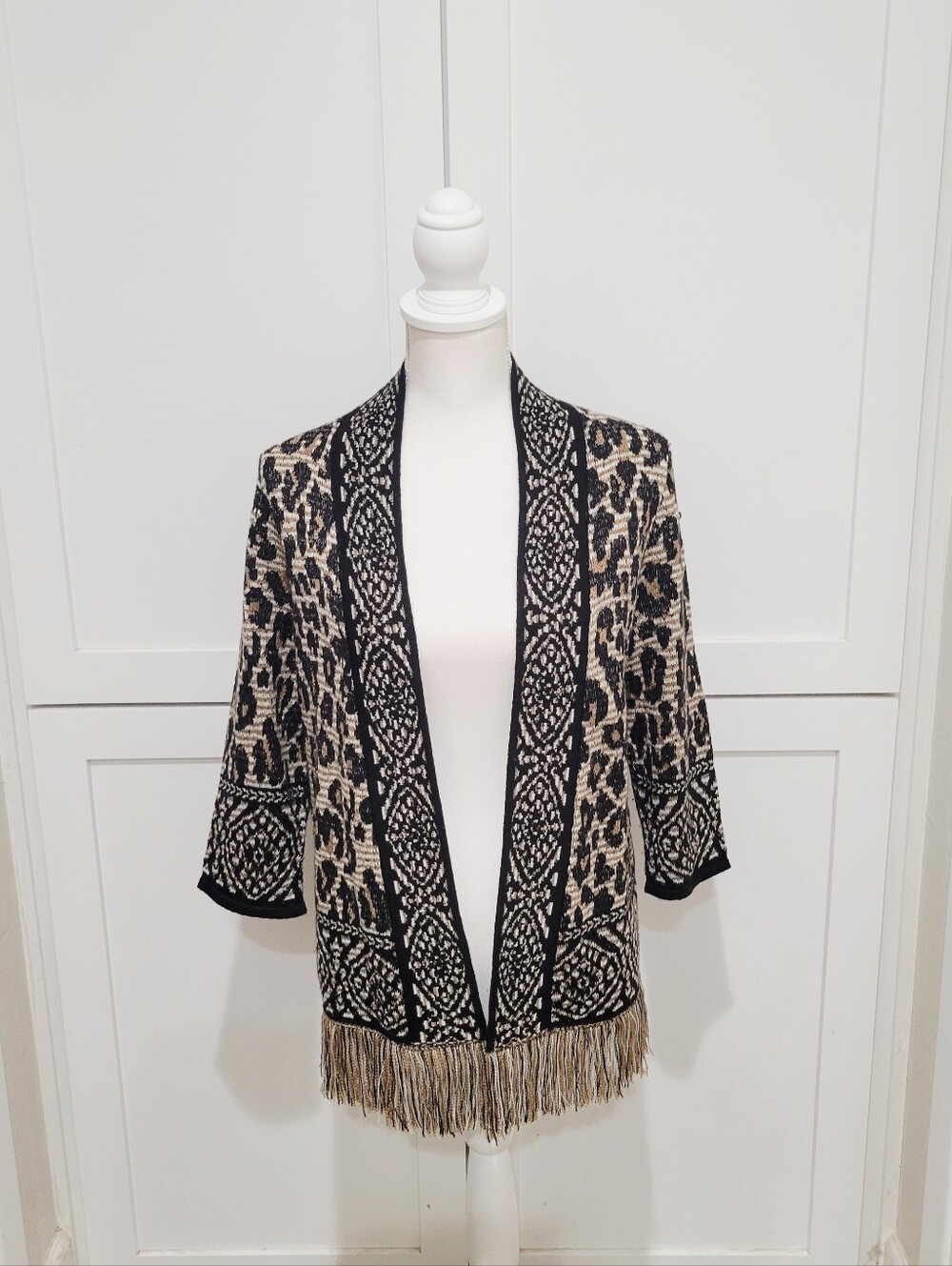 Leopard Print Open Front Cardigan Sweater w/Fringe Hem | Large (P)